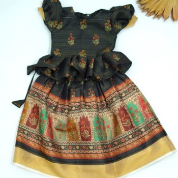puff sleeve pattu pavadai