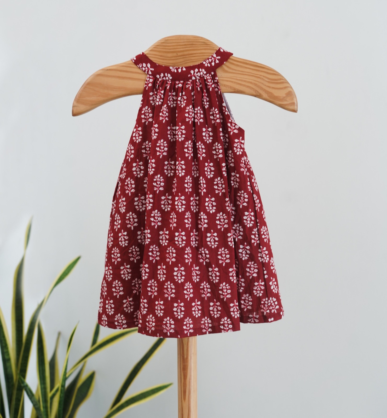 baby girl sleeveless frock